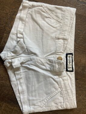 Abercrombie & Fitch Off-White Cotton Casual Shorts